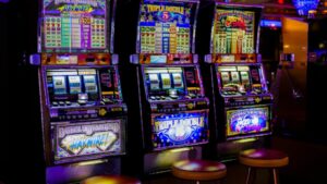 Playing Chicken Fox: How It Compares to Popular Slots